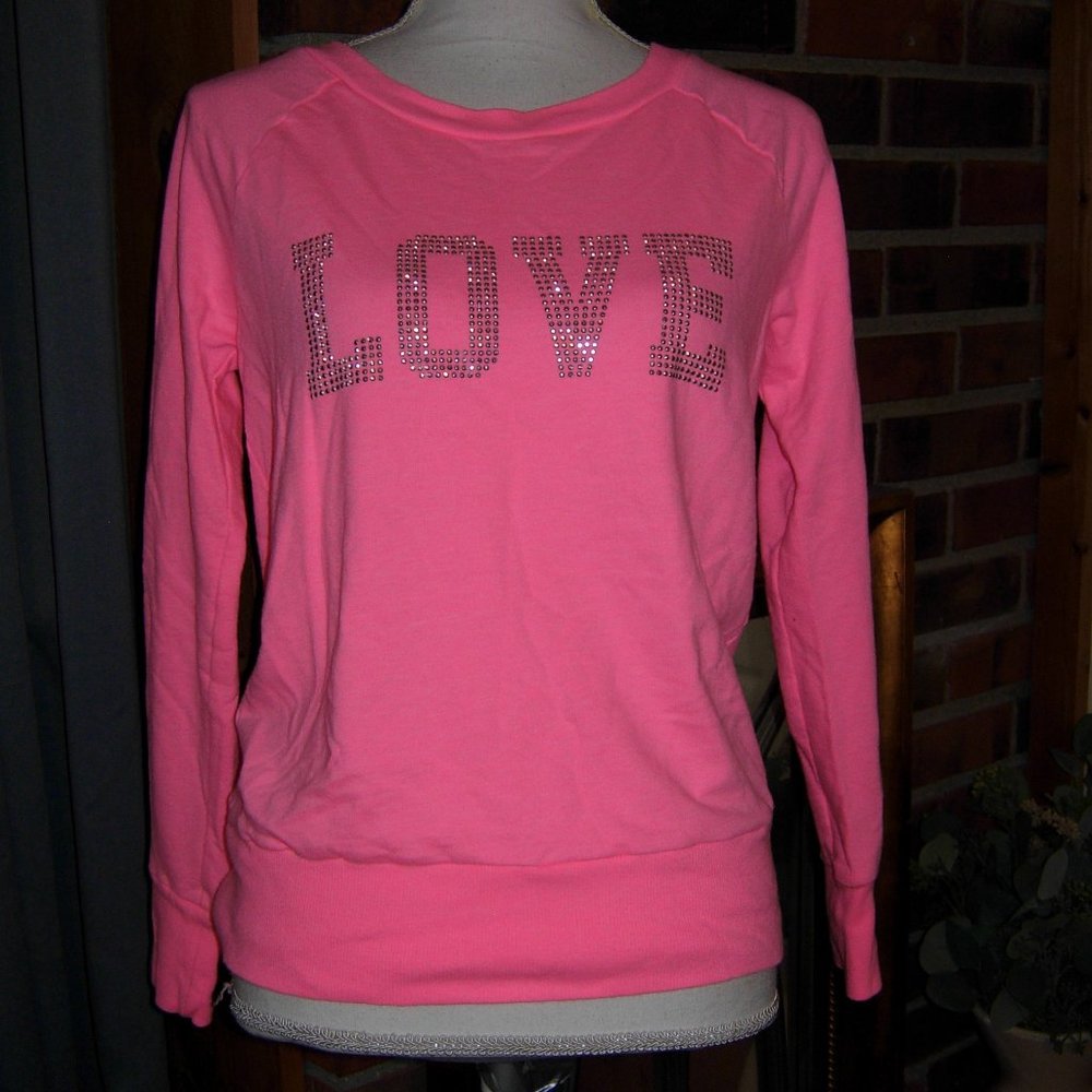Neon Pink LOVE Sweatshirt S